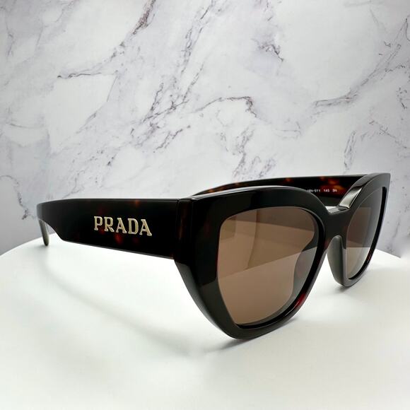Prada Black and Brown Sunglasses - Picture 3 of 16
